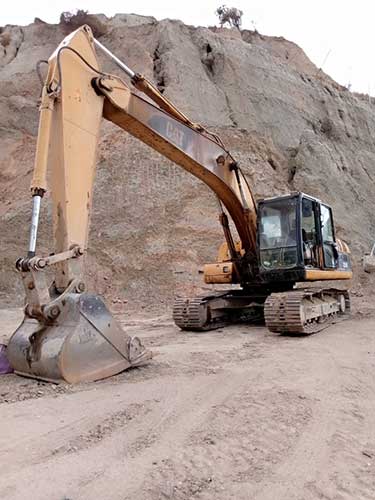 Excavadora CAT 320C
