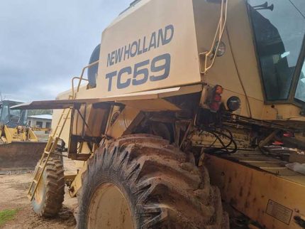 Cosechadora New Holland TC-59