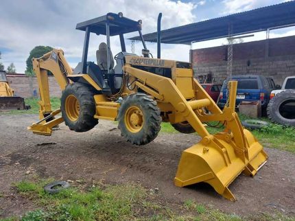 RetroExcavadora Caterpillar 416B