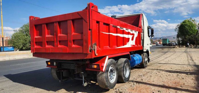 Volqueta Fiat año 1975 ARMADO VOLVO FH12 420