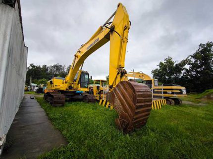 Excavadora Komatsu PC300-7