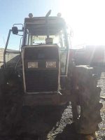 Tractor agrícola massey Ferguson 390T